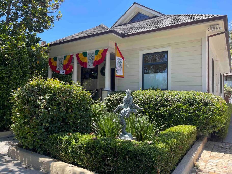 Upscale Downtown Home Walk To Beach Shops Bars 2 Santa Barbara Exterior foto